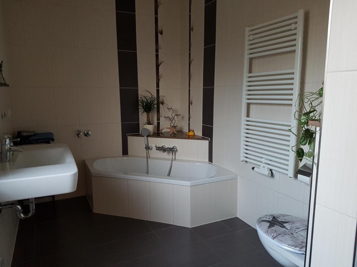 Ferienwohnung Mit Bauernhofflair Löbau Екстериор снимка